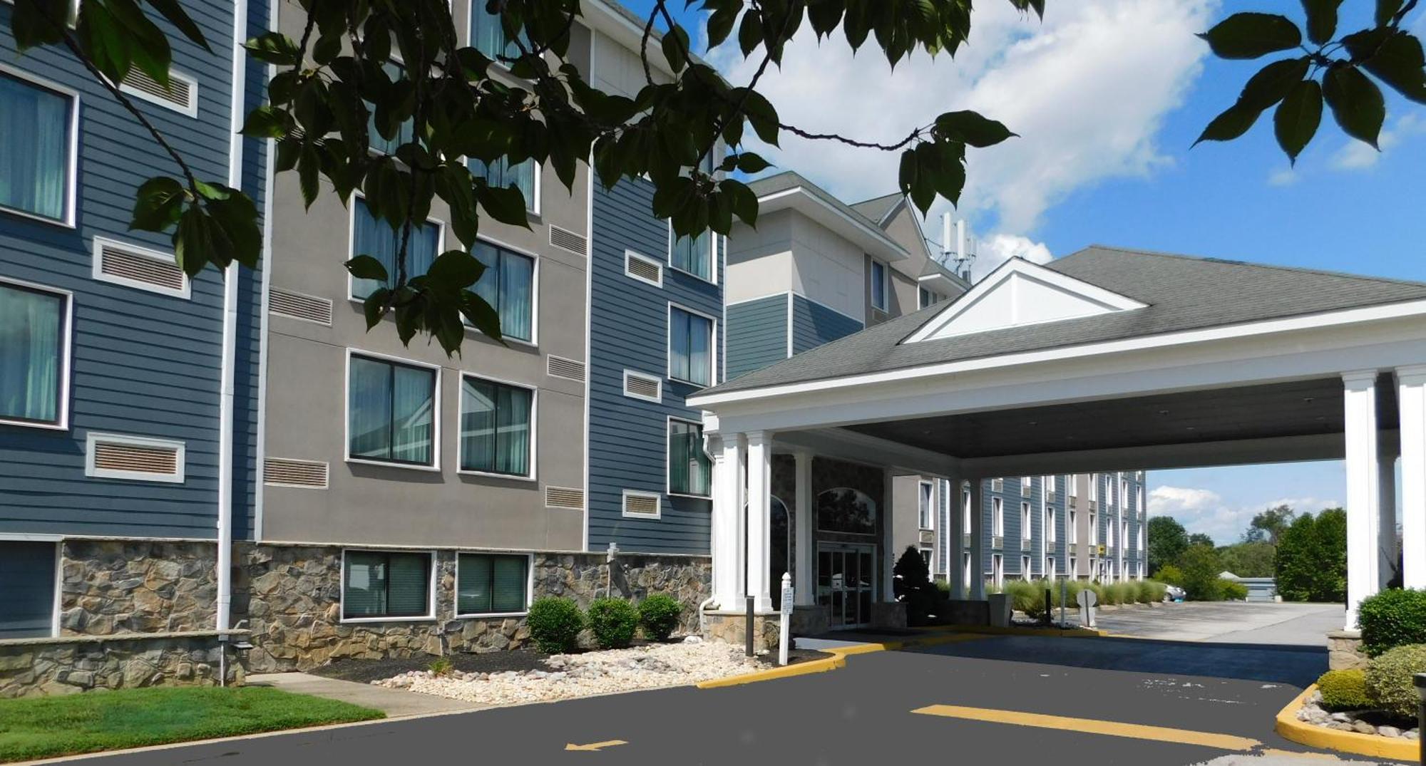 Comfort Inn & Suites Glen Mills - West Chester Ngoại thất bức ảnh