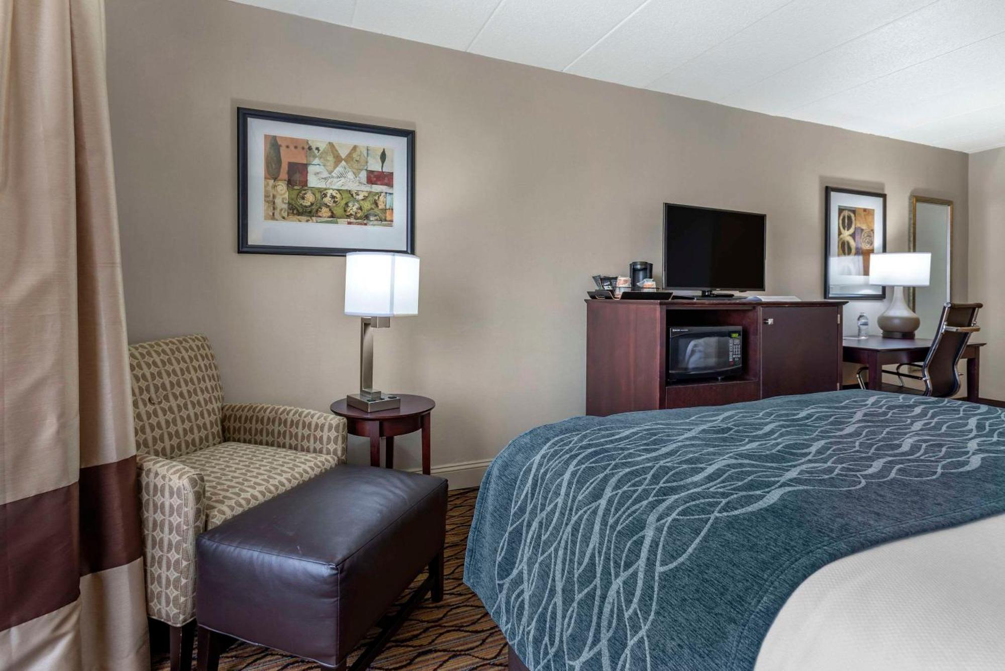Comfort Inn & Suites Glen Mills - West Chester Ngoại thất bức ảnh