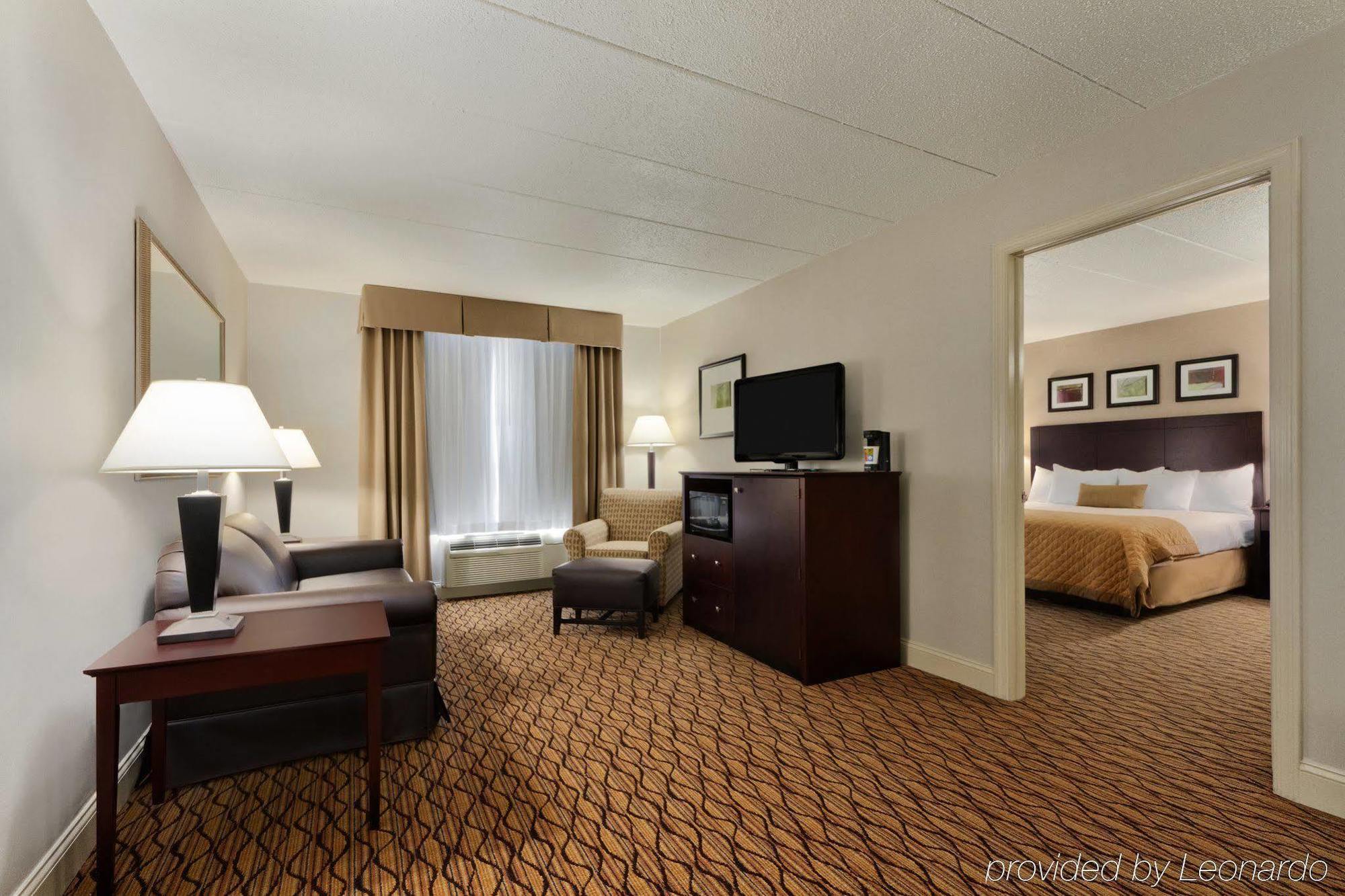 Comfort Inn & Suites Glen Mills - West Chester Ngoại thất bức ảnh